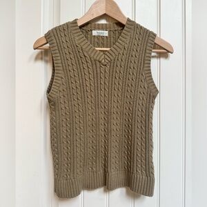 Bossini Ladies Tan Cotton V-Neck Cable Knit Sweater Vest. Small